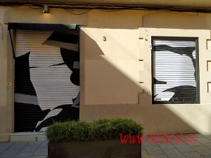 Graffiti Minimalista Blanco Y Negro 300x100000